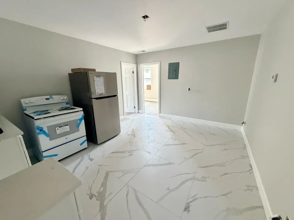 341 Grosvenor Avenue Lexington KY 40508