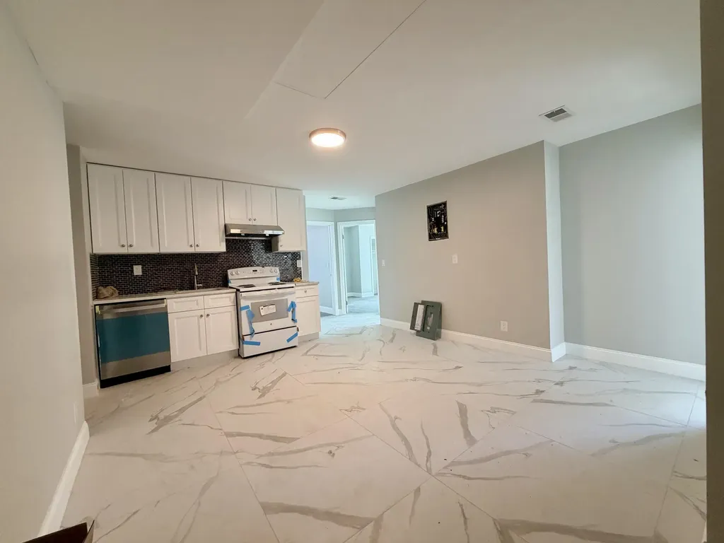 341 Grosvenor Avenue Lexington KY 40508