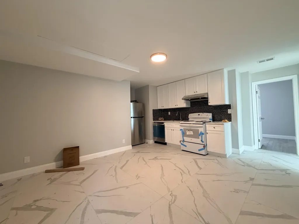 341 Grosvenor Avenue Lexington KY 40508