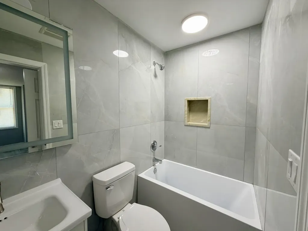 341 Grosvenor Avenue Lexington KY 40508
