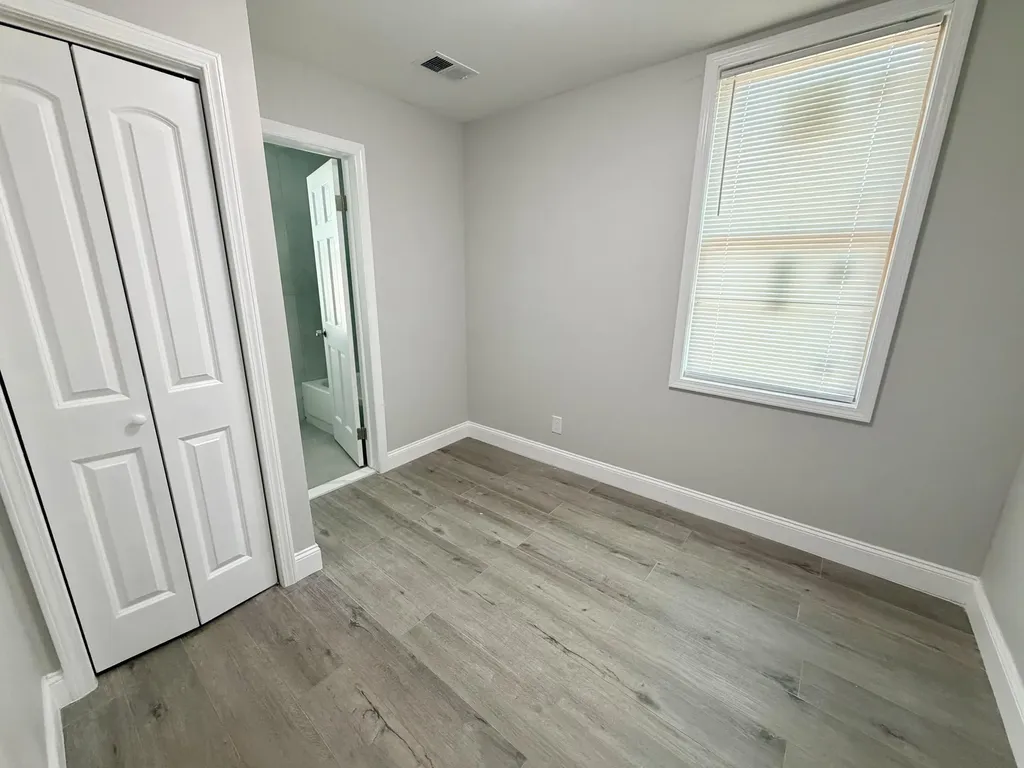 341 Grosvenor Avenue Lexington KY 40508
