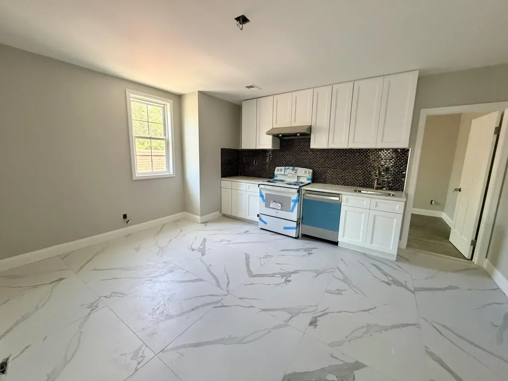 341 Grosvenor Avenue Lexington KY 40508