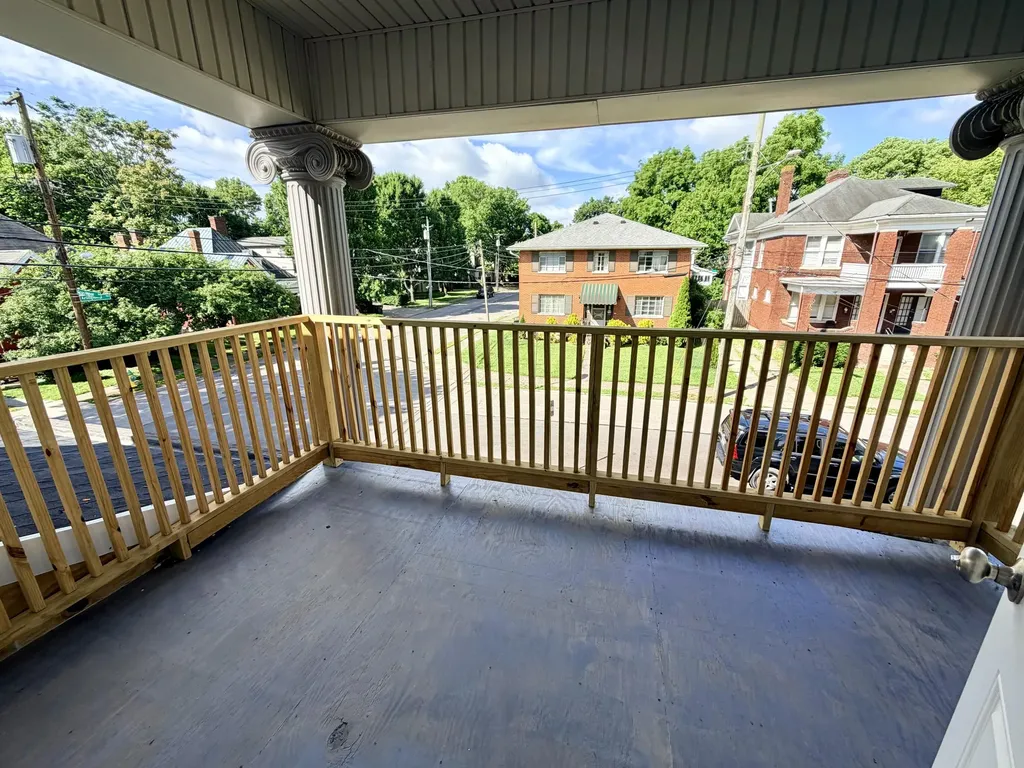 341 Grosvenor Avenue Lexington KY 40508