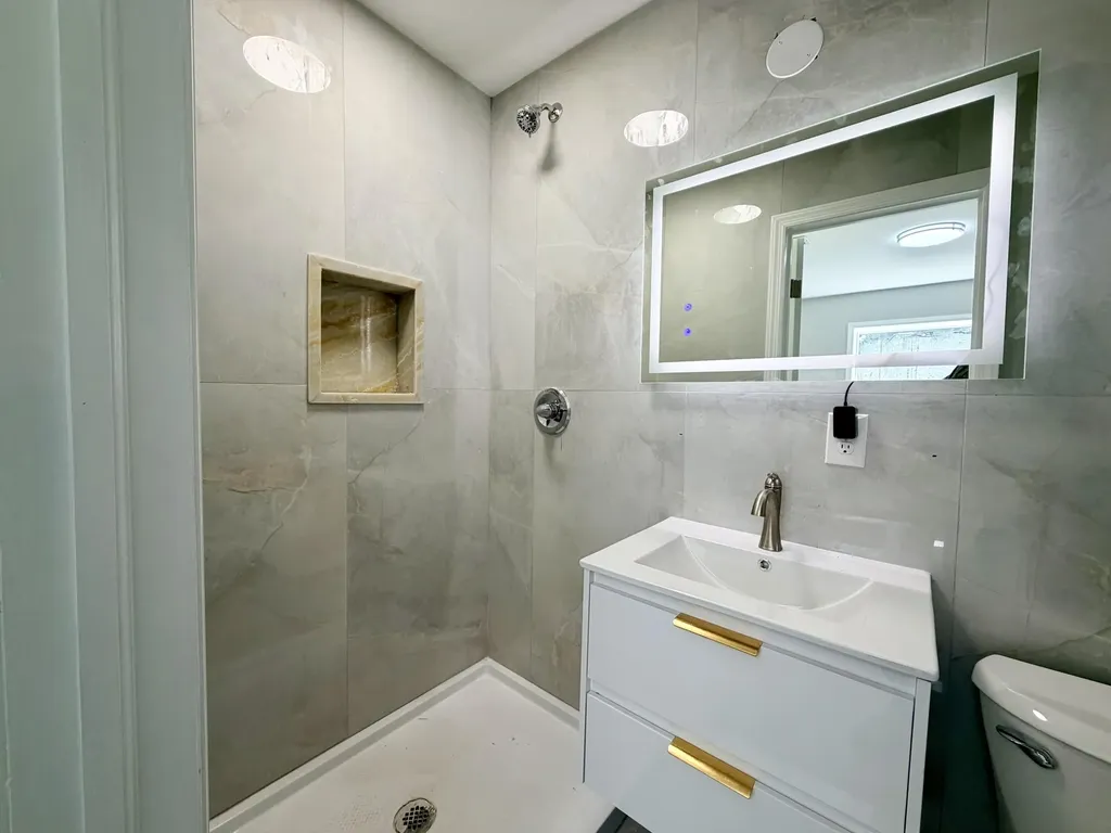 341 Grosvenor Avenue Lexington KY 40508