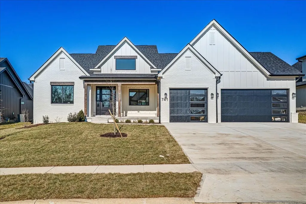 741 Azalea Lane Versailles KY 40383