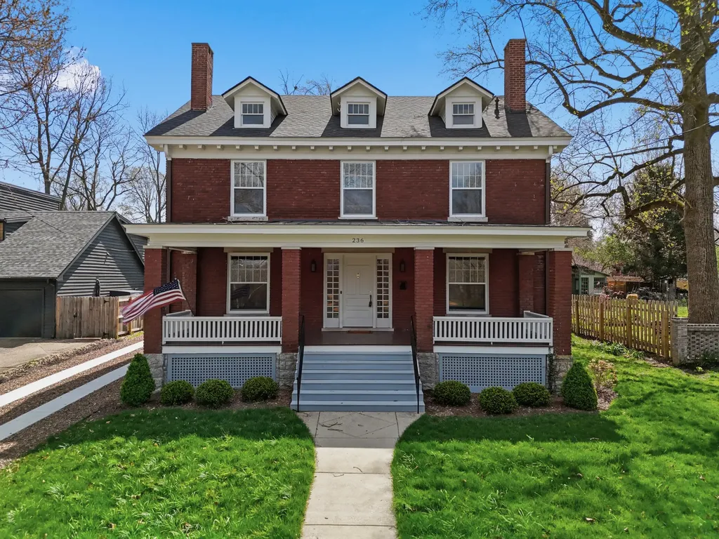 236 Clay Avenue Lexington KY 40502