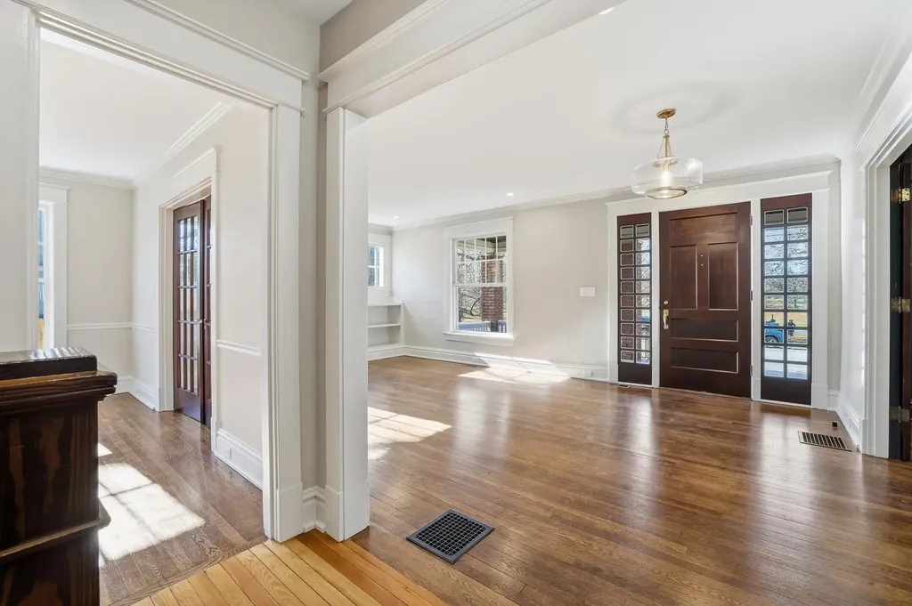 236 Clay Avenue Lexington KY 40502