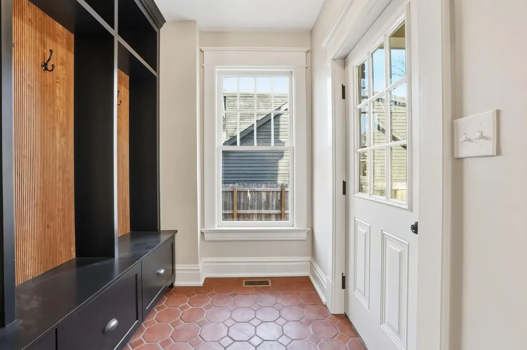 236 Clay Avenue Lexington KY 40502
