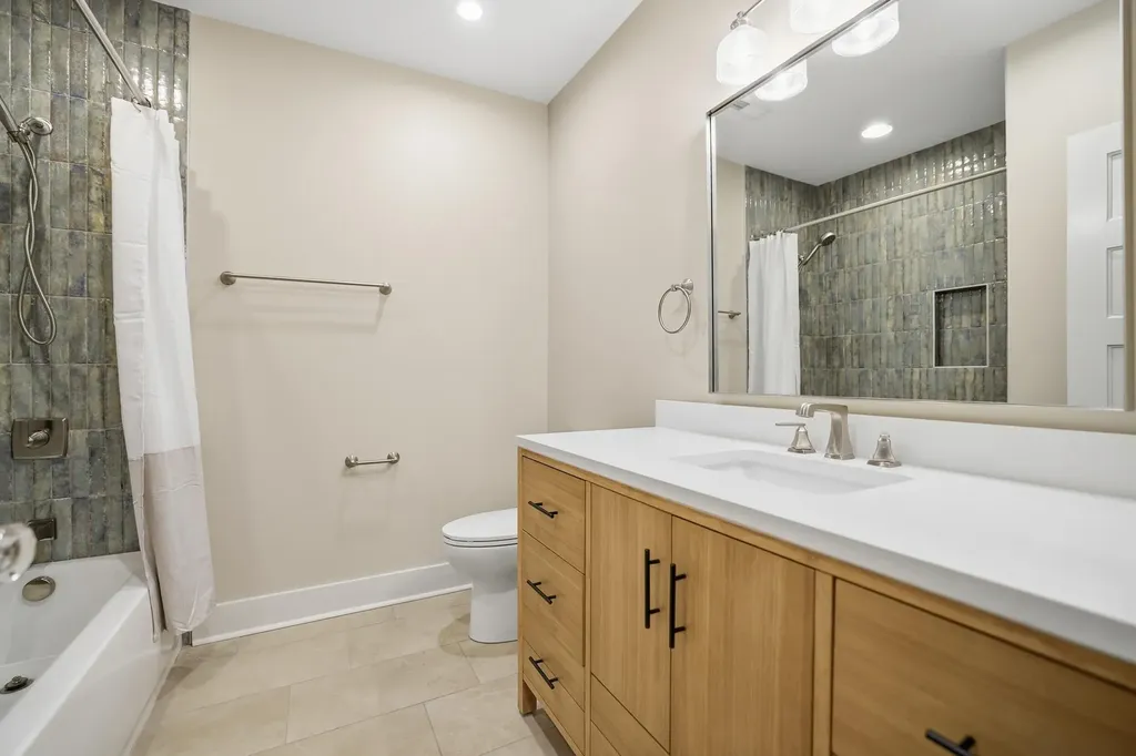 236 Clay Avenue Lexington KY 40502