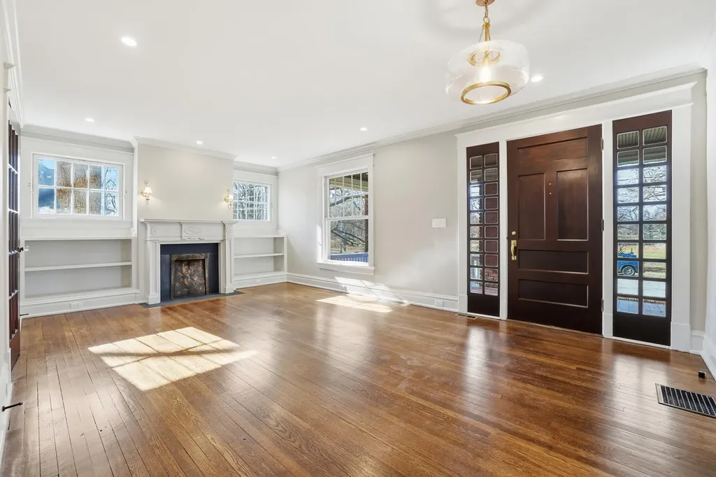 236 Clay Avenue Lexington KY 40502