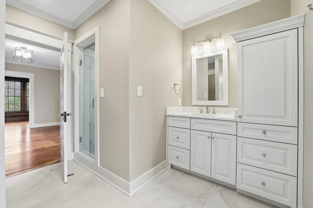 236 Clay Avenue Lexington KY 40502