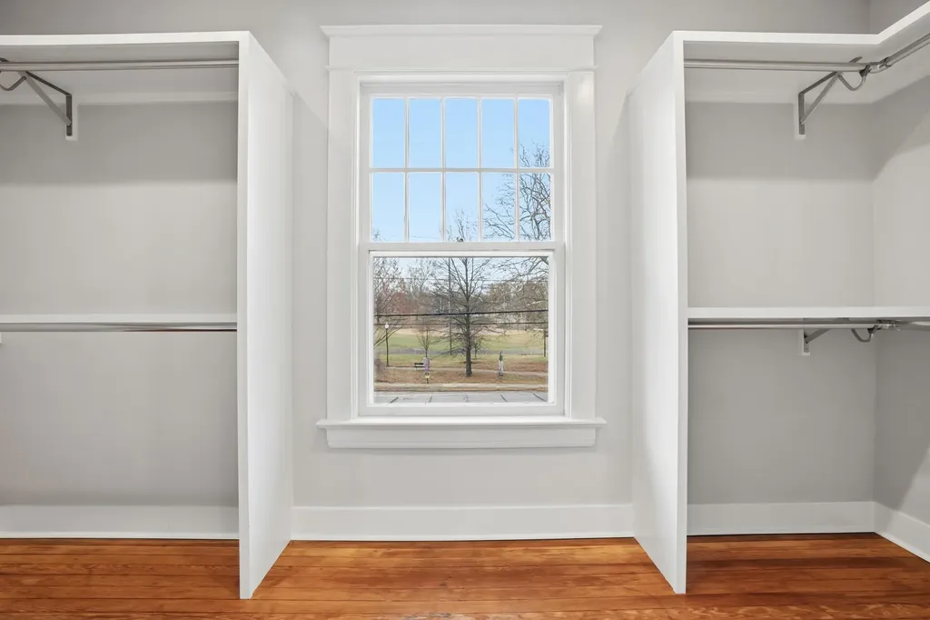 236 Clay Avenue Lexington KY 40502