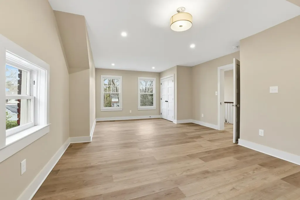 236 Clay Avenue Lexington KY 40502