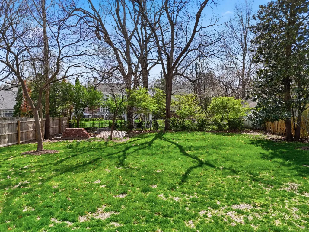 236 Clay Avenue Lexington KY 40502