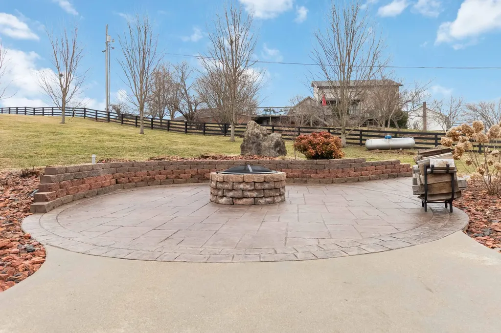 75 Ferry Hill Drive Somerset KY 42503