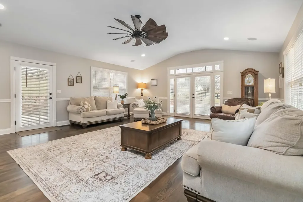75 Ferry Hill Drive Somerset KY 42503