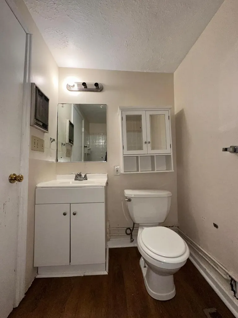 413 E Fourth Street Lexington KY 40508