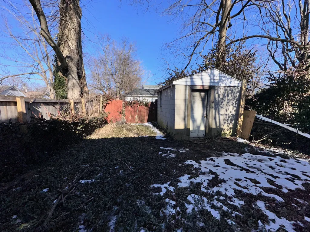 413 E Fourth Street Lexington KY 40508