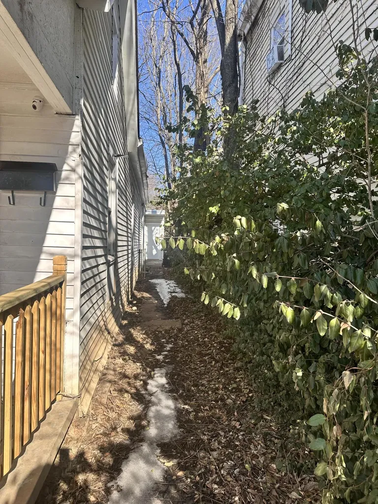 413 E Fourth Street Lexington KY 40508