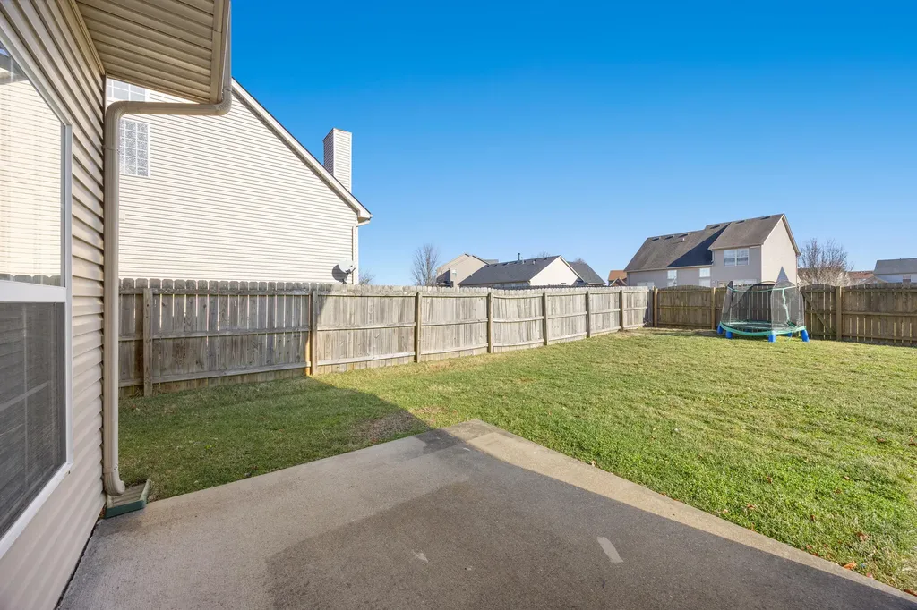 533 Thames Circle Nicholasville KY 40356