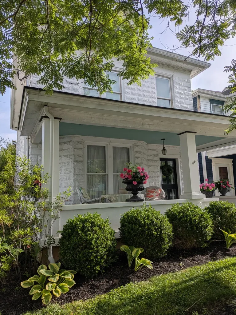 214 W Campbell Street Frankfort KY 40601