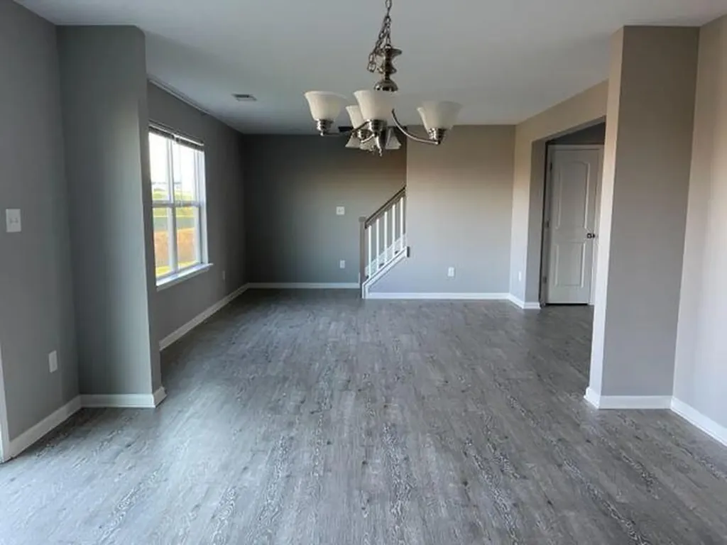 8125 Driftwood Lp Richmond KY 40475