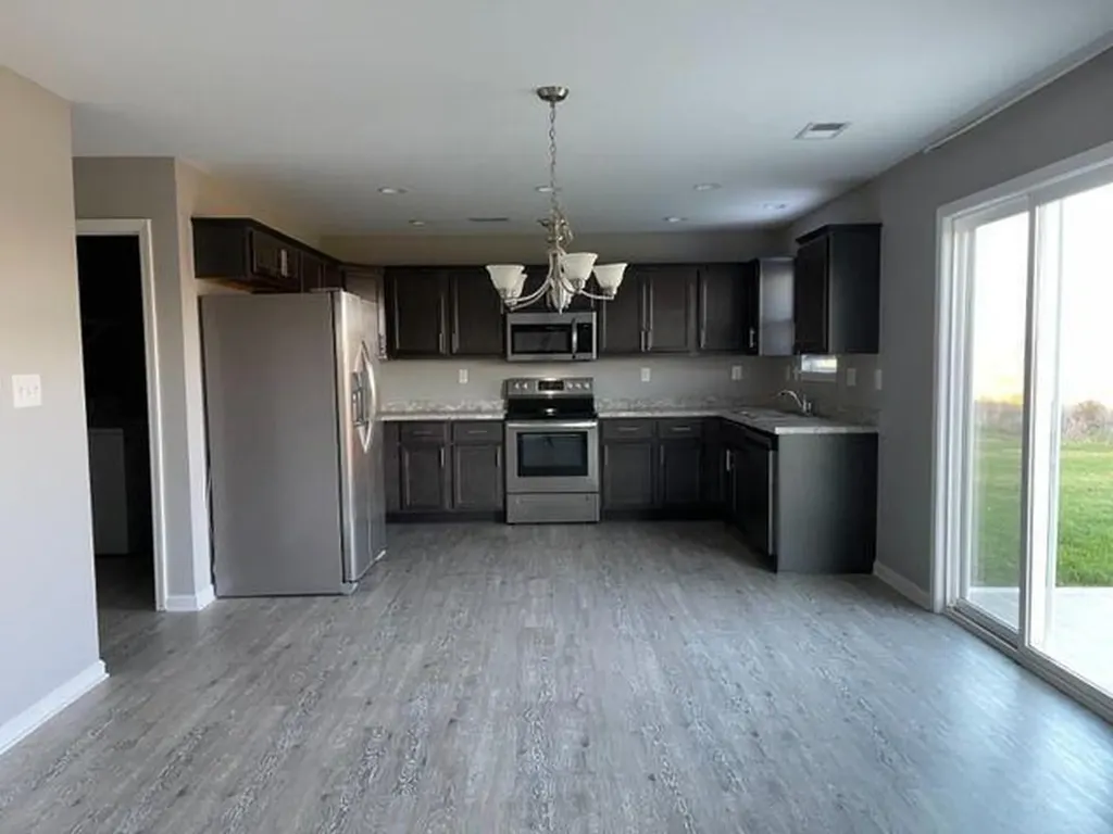 8125 Driftwood Lp Richmond KY 40475