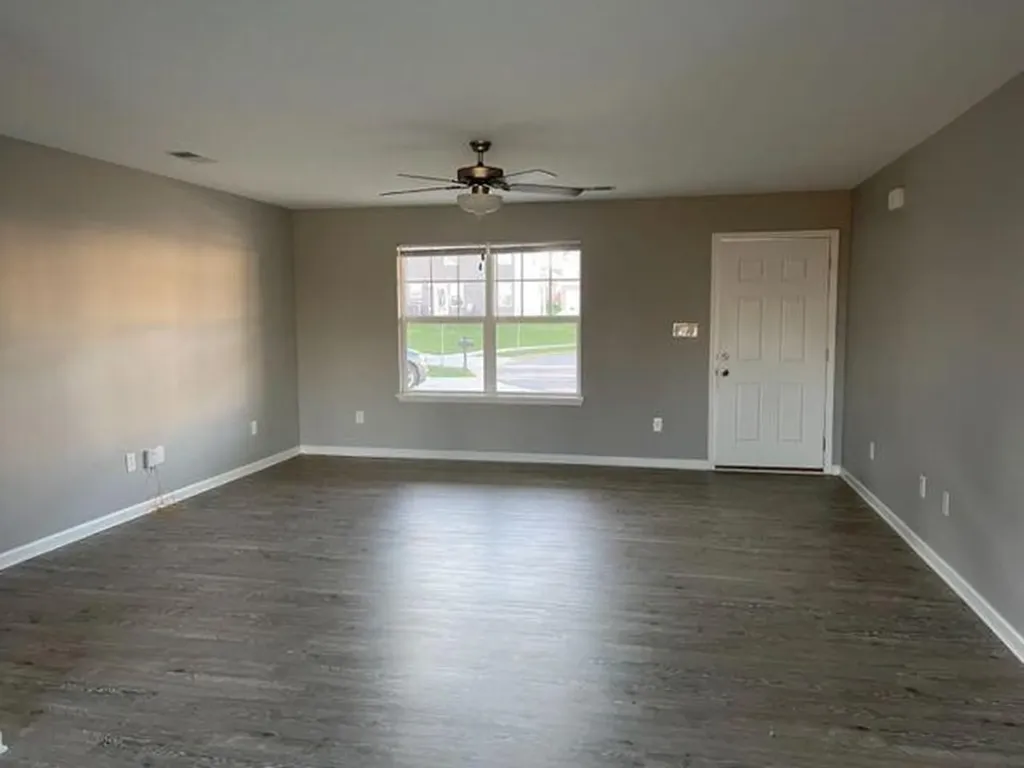 8125 Driftwood Lp Richmond KY 40475