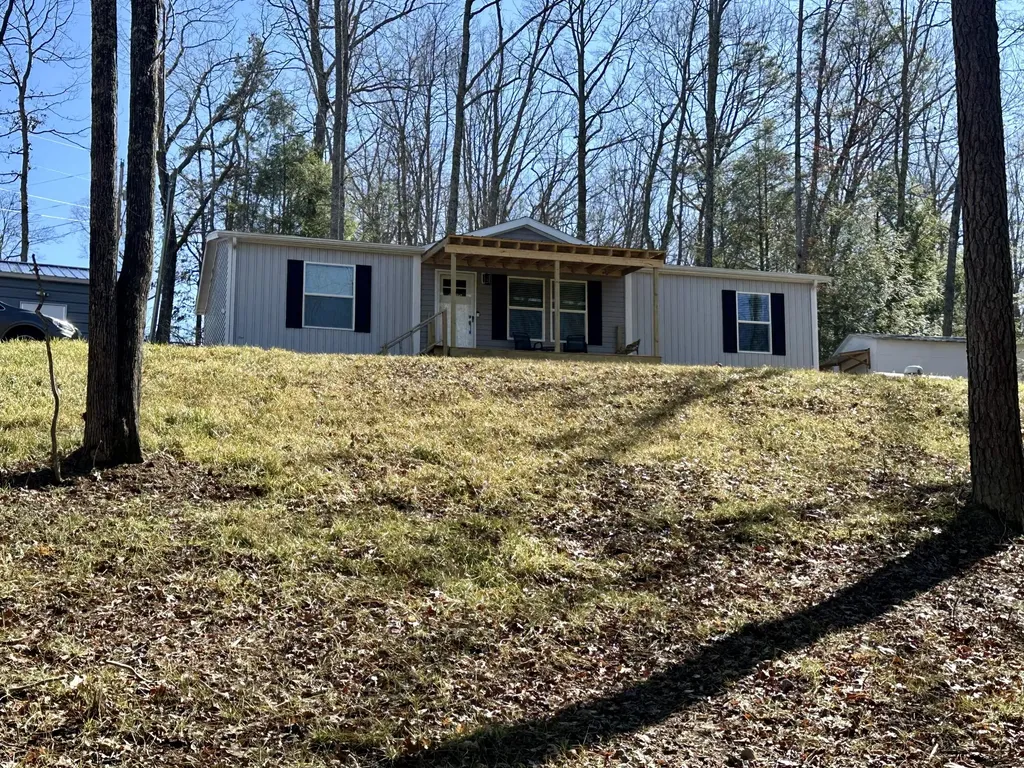 1192 Fount Hubbard Road London KY 40741