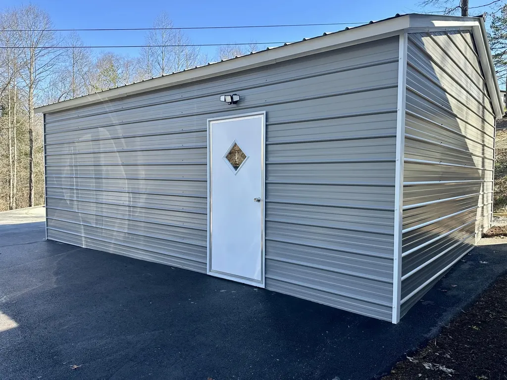 1192 Fount Hubbard Road London KY 40741