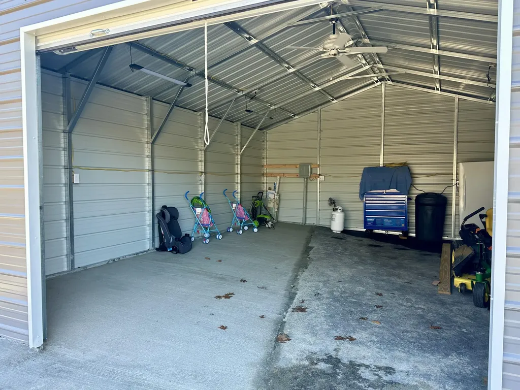 1192 Fount Hubbard Road London KY 40741