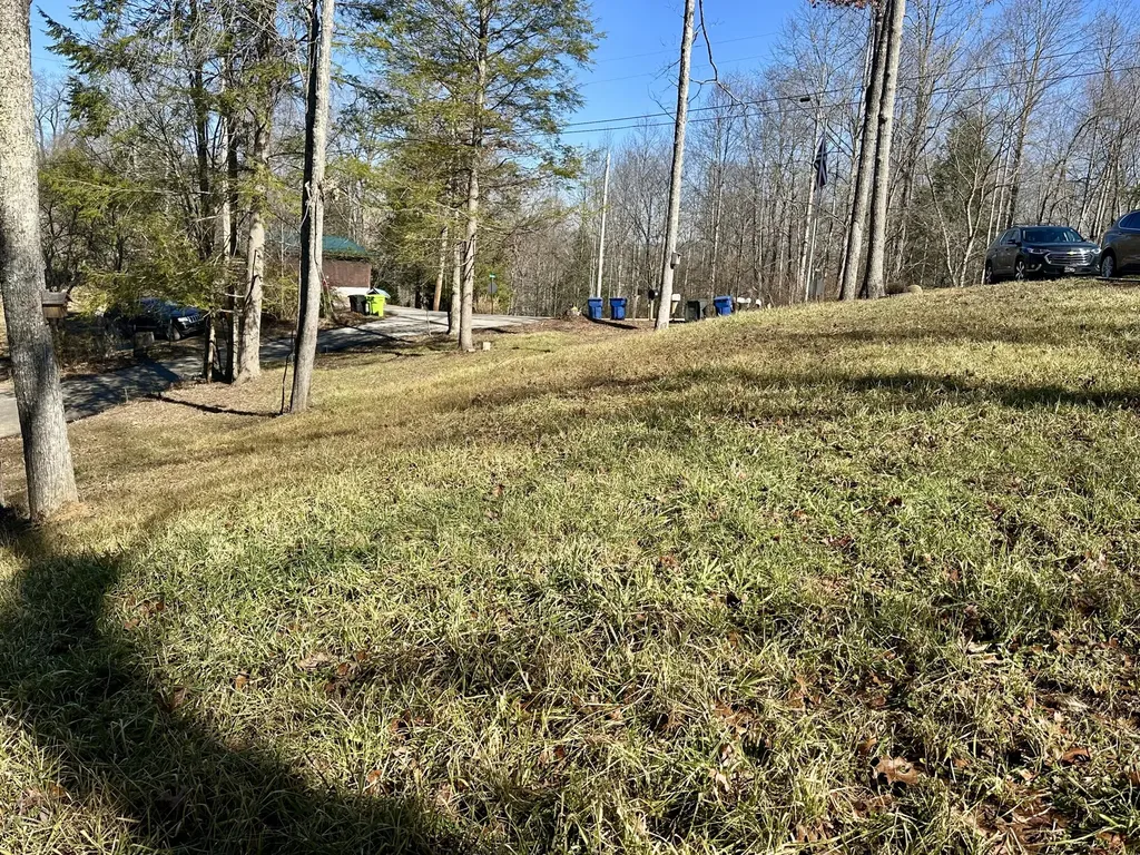 1192 Fount Hubbard Road London KY 40741