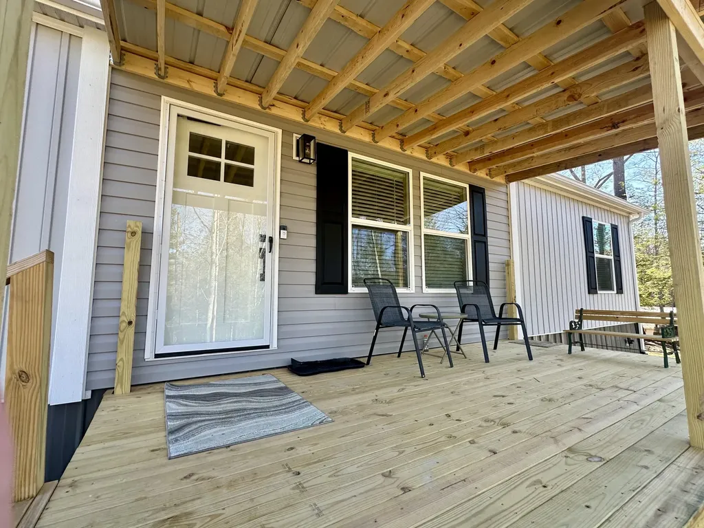 1192 Fount Hubbard Road London KY 40741