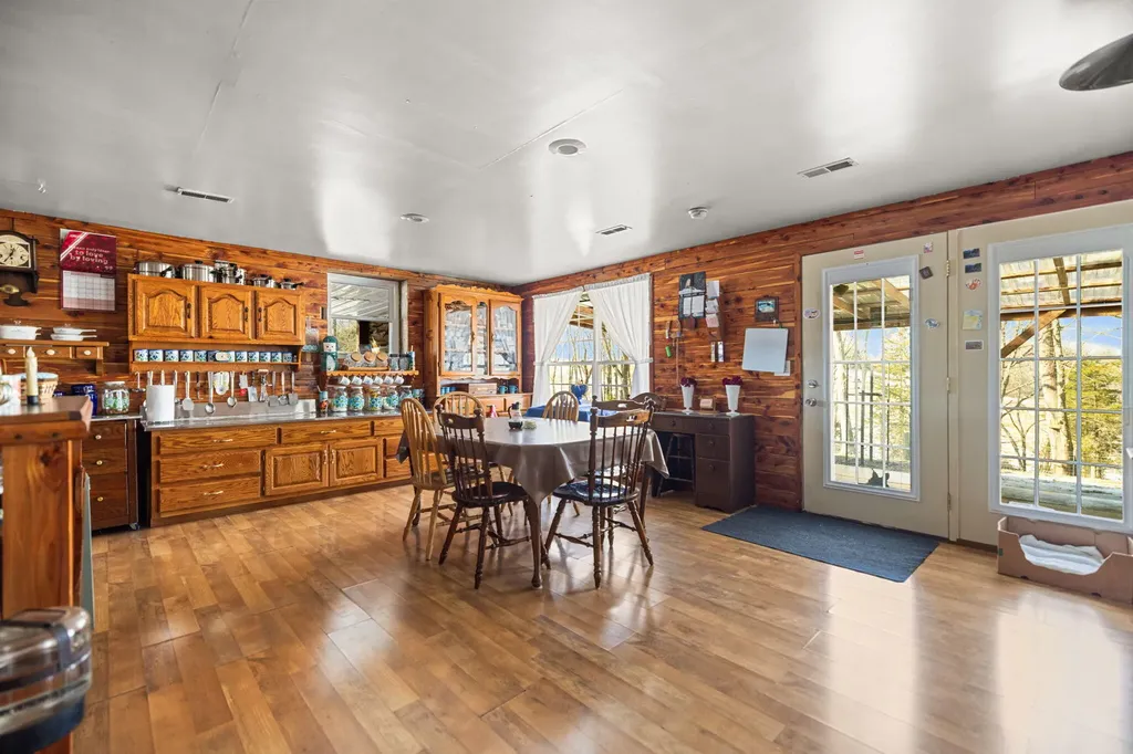 2138 Mudsock Road Hillsboro KY 41049
