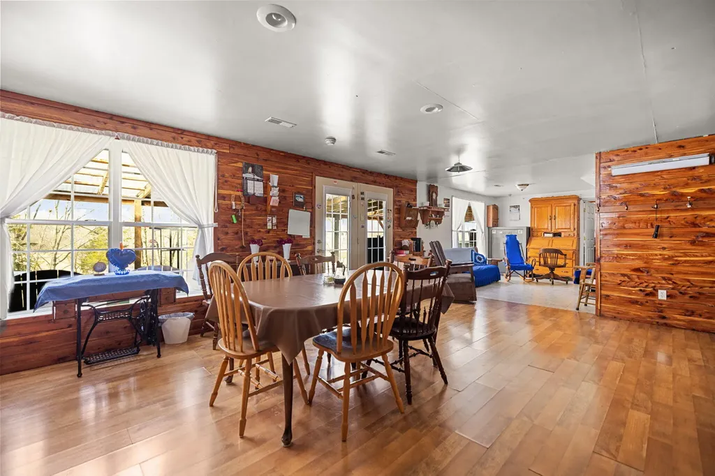 2138 Mudsock Road Hillsboro KY 41049