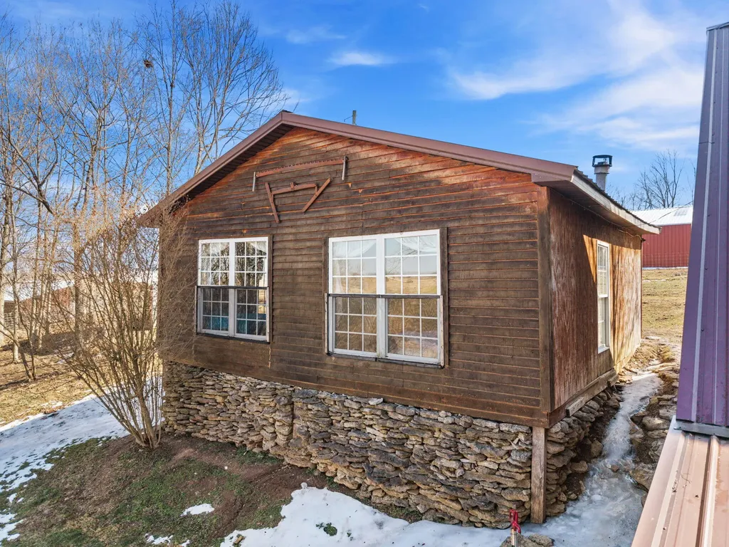 2138 Mudsock Road Hillsboro KY 41049