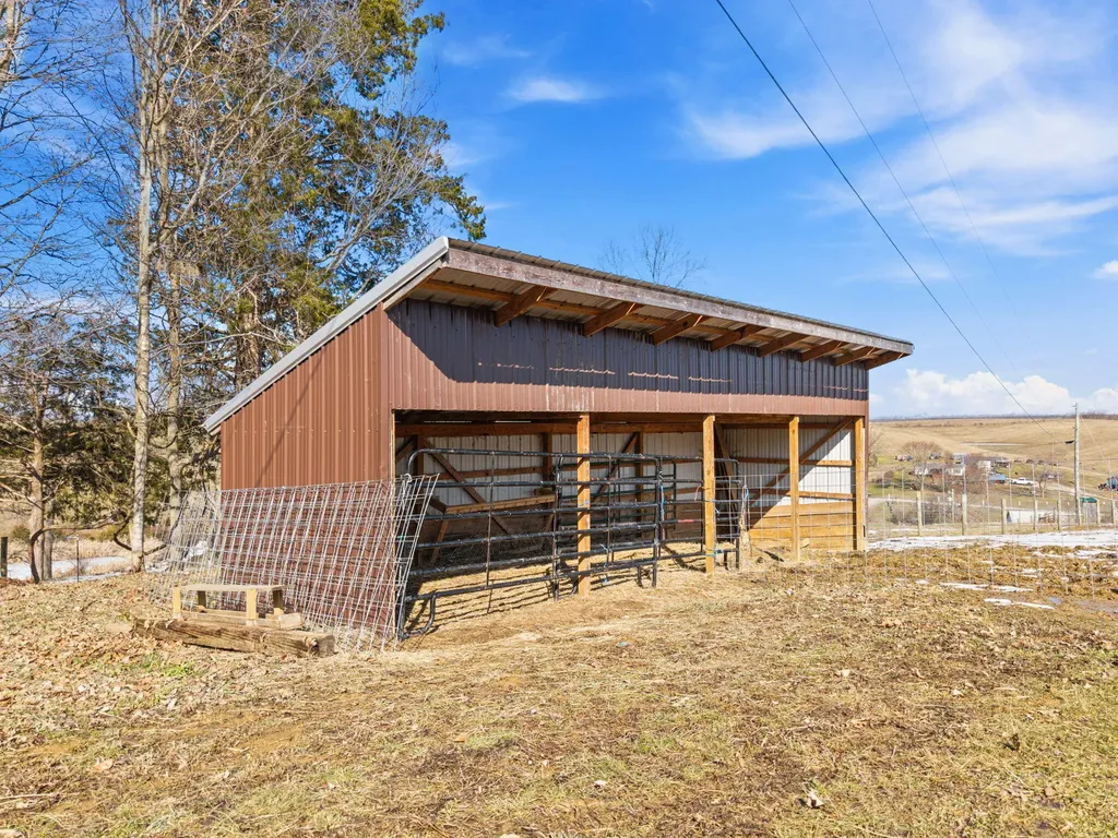 2138 Mudsock Road Hillsboro KY 41049