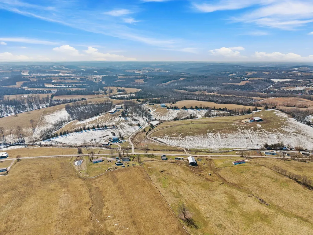 2138 Mudsock Road Hillsboro KY 41049
