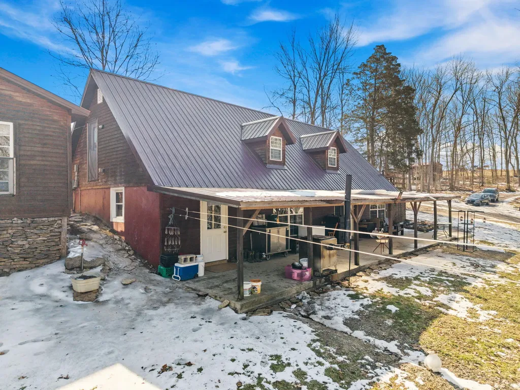 2138 Mudsock Road Hillsboro KY 41049