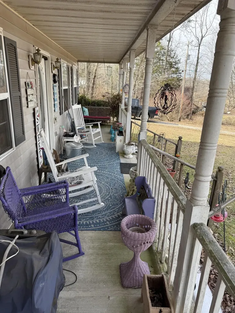 265 Smallwood Road Mt Vernon KY 40456