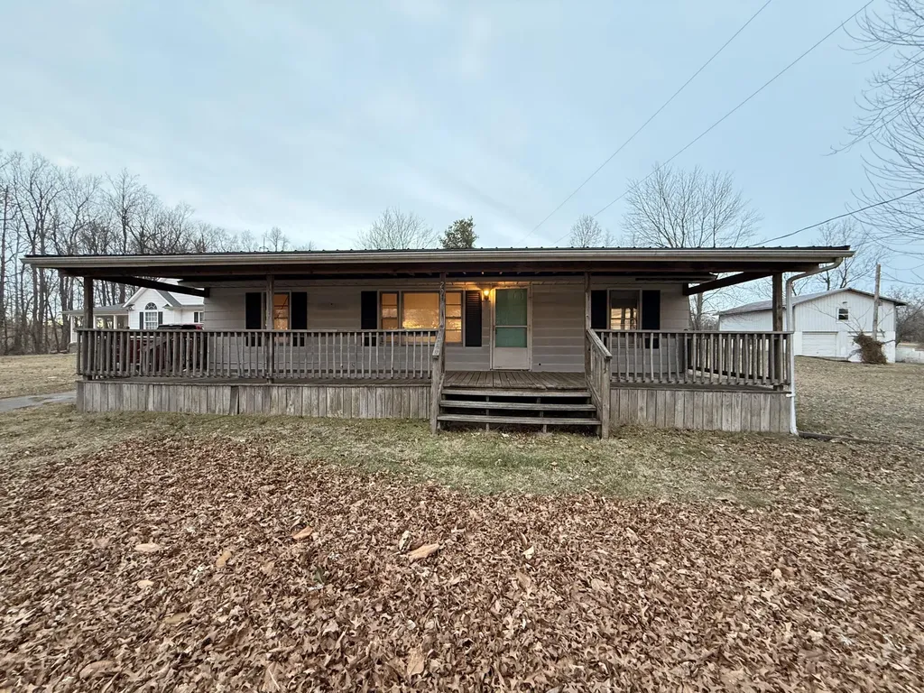 290 Ky-643 Waynesburg KY 40489