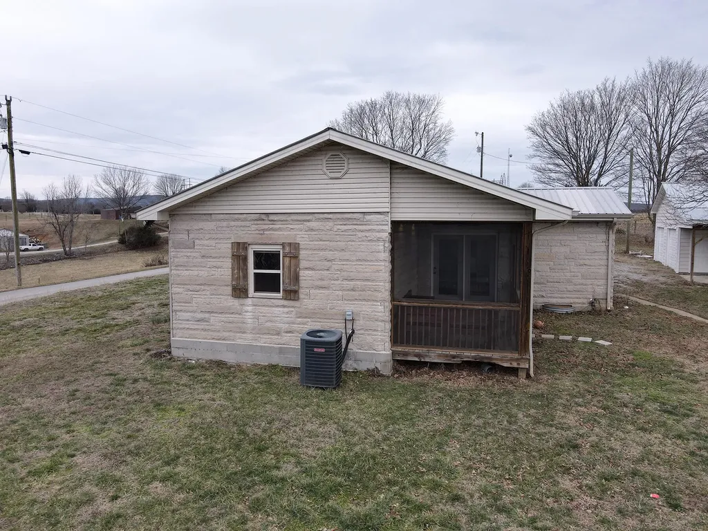 1169 Old Bethel Church Road Monticello KY 42633