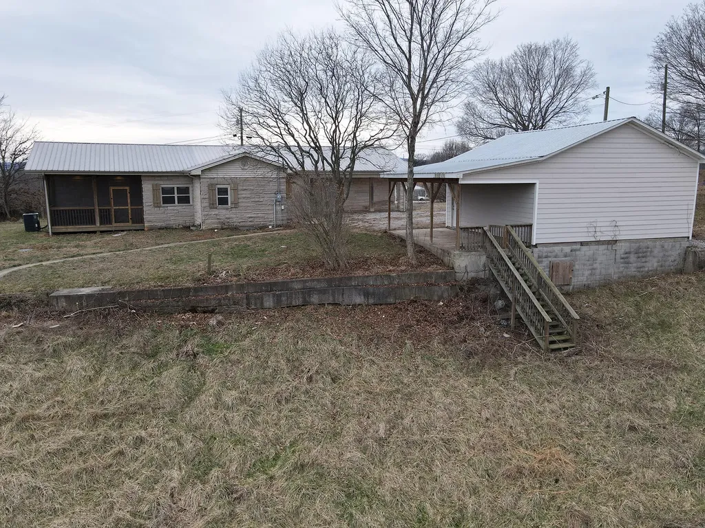 1169 Old Bethel Church Road Monticello KY 42633