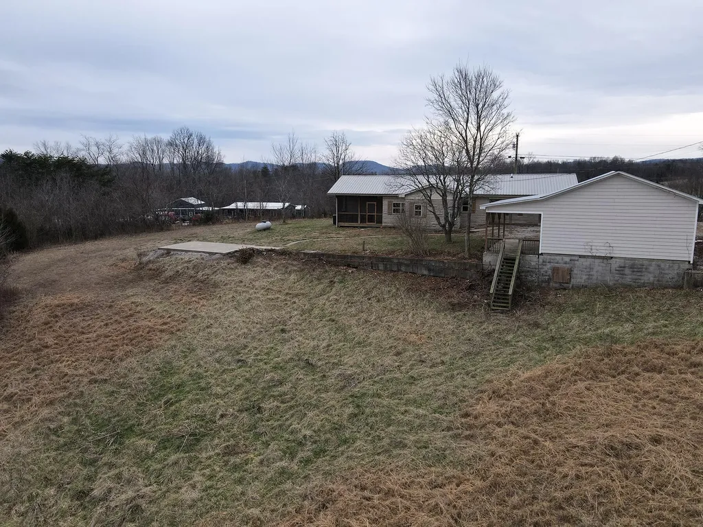 1169 Old Bethel Church Road Monticello KY 42633