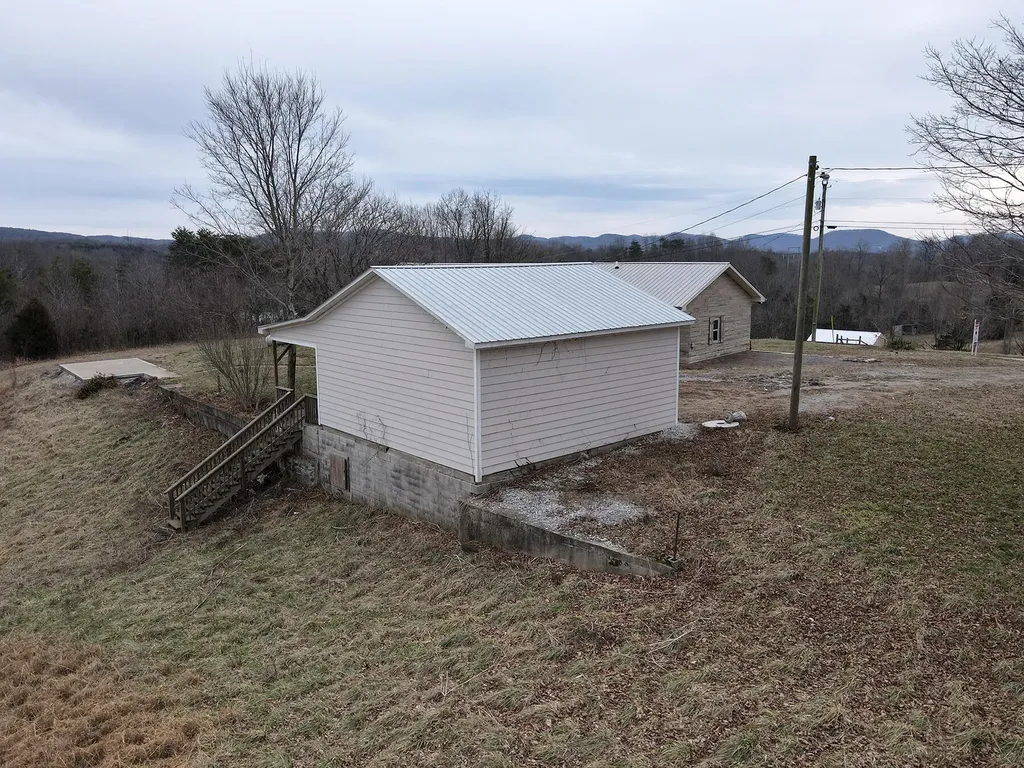 1169 Old Bethel Church Road Monticello KY 42633