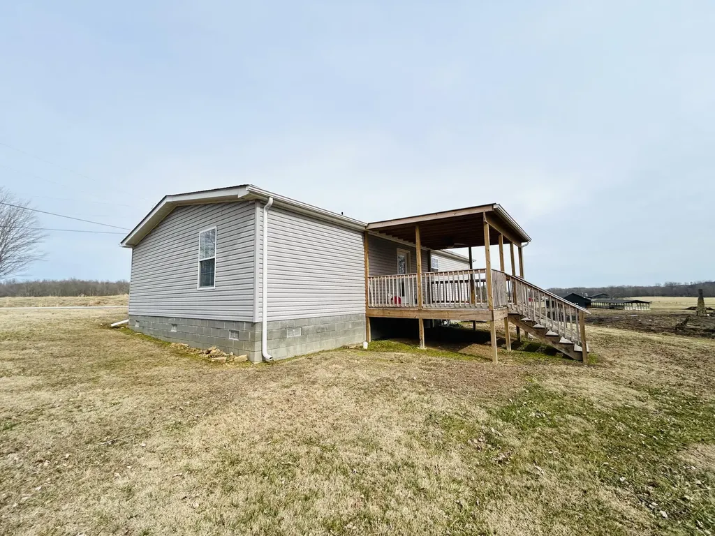 1171 Flat Lick Road London KY 40744