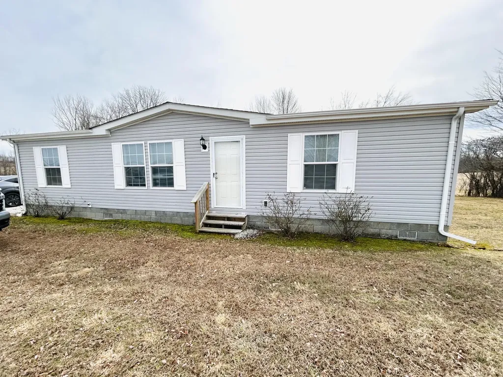 1171 Flat Lick Road London KY 40744