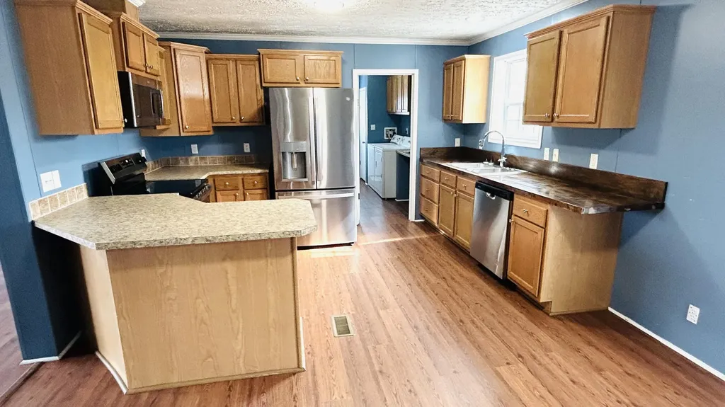 1171 Flat Lick Road London KY 40744