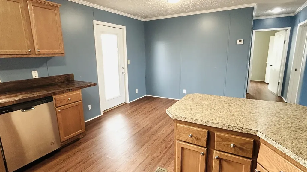 1171 Flat Lick Road London KY 40744