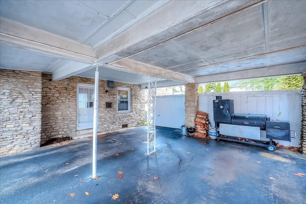108 Greenview Drive Lawrenceburg KY 40342